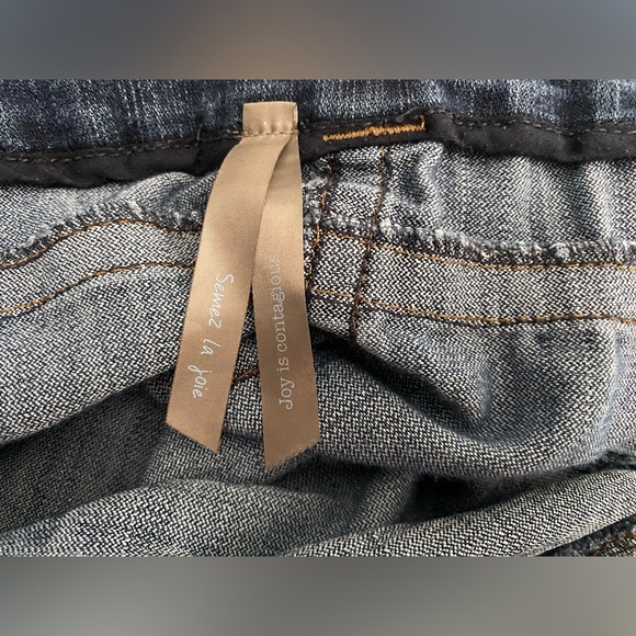 Pennington’s Capris Jeans Plus Size 26 Pull-On Style - Picture 6 of 8